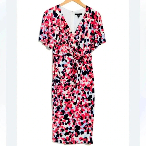 MAGGY LONDON Coral Floral Printed Flutter Sleeve Faux Wrap Dress Sz 0 - Picture 1 of 5